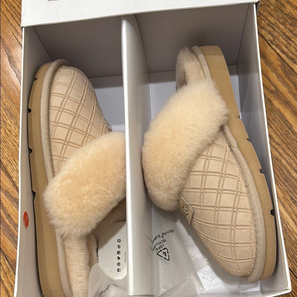 Women's Cozy Shearling Slippers
